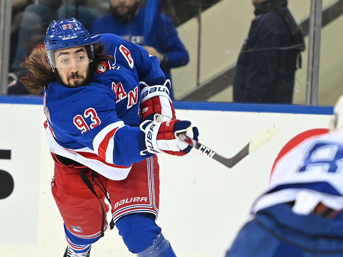 Mika Zibanejad hat trick Rangers